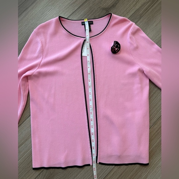 💕Vintage Pink with Black Trim Coquette Floral Detail Cardigan💕 - Picture 6 of 6